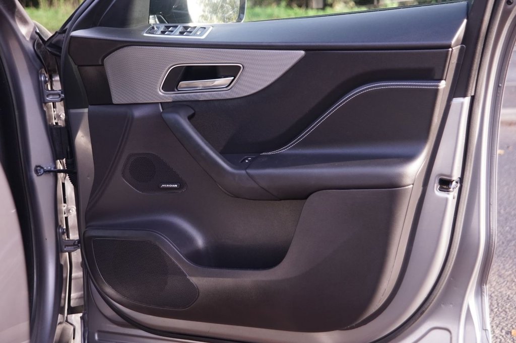 Used Jaguar F-Pace 2019 for sale - 76009809: Photo 27