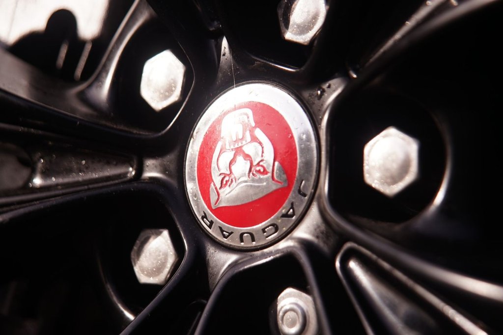 Used Jaguar F-Pace 2019 for sale - 76009809: Photo 37