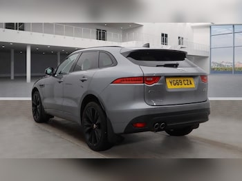 Used Jaguar F-Pace 2019 for sale - 76009809: Photo 3
