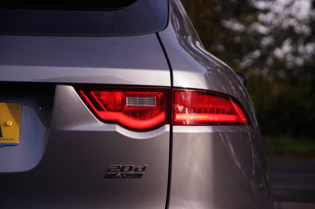 Used Jaguar F-Pace 2019 for sale - 76009809: Photo 41