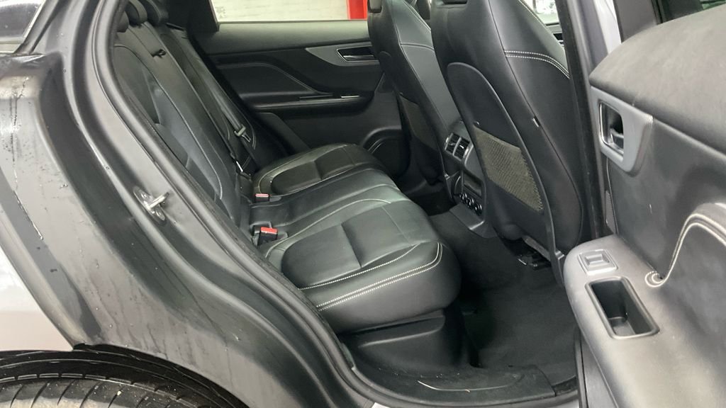 Used Jaguar F-Pace 2019 for sale - 76009809: Photo 6
