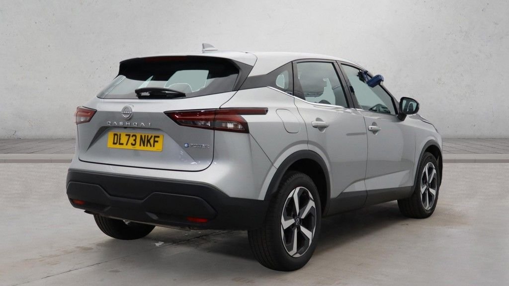 Used Nissan Qashqai 2023 for sale - 76604968: Photo 2