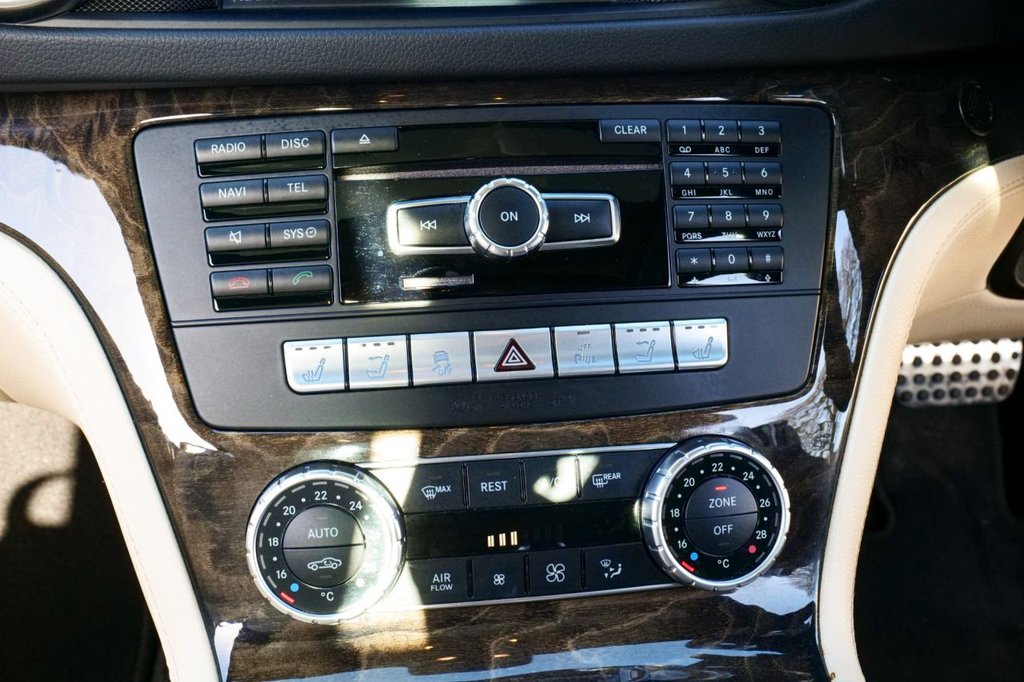 Used Mercedes-Benz SL 2015 for sale - 78082495: Photo 17