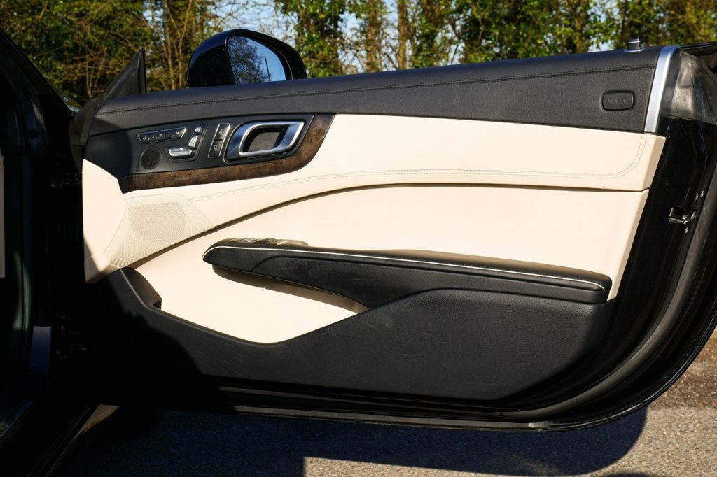 Used Mercedes-Benz SL 2015 for sale - 78082495: Photo 26