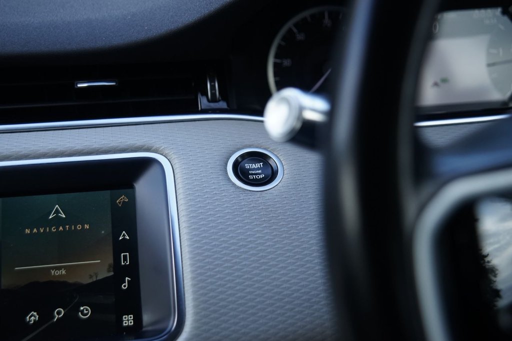 Used Land Rover Range Rover Evoque 2022 for sale - 76080670: Photo 15