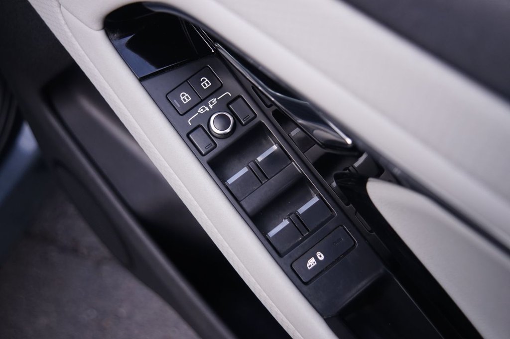 Used Land Rover Range Rover Evoque 2022 for sale - 76080670: Photo 25