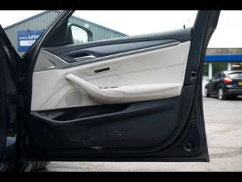 Used BMW 5 Series 2022 for sale - 74734633: Photo