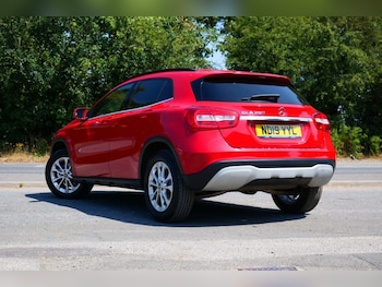 Used Mercedes-Benz GLA 2019 for sale - 79177875: Photo