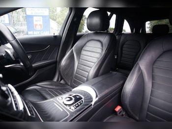 Used Mercedes-Benz C-Class 2019 for sale - 75433511: Photo