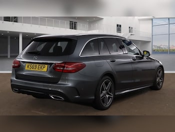 Used Mercedes-Benz C-Class 2019 for sale - 75433511: Photo