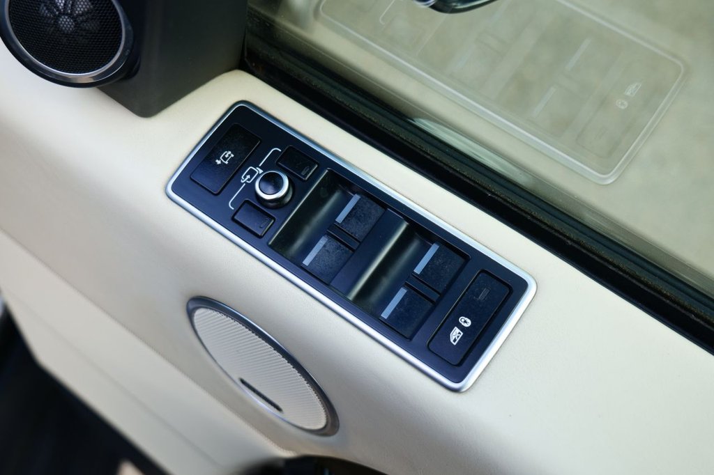 Used Land Rover Range Rover 2013 for sale - 77835056: Photo 32