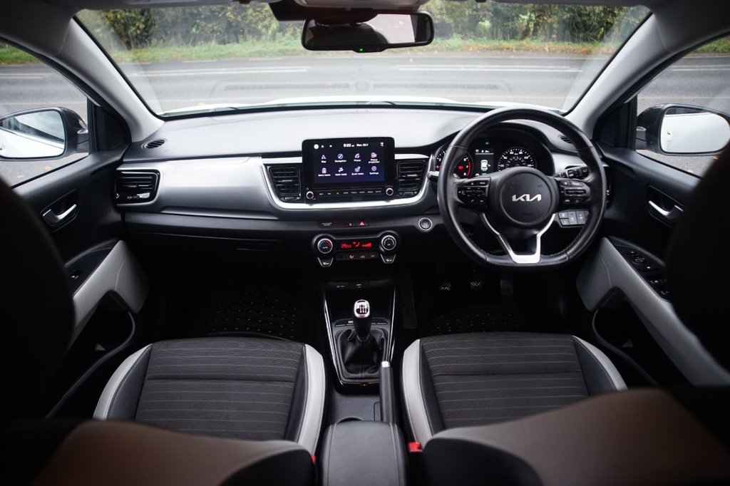 Used Kia Stonic 2022 for sale - 76147641: Photo 17
