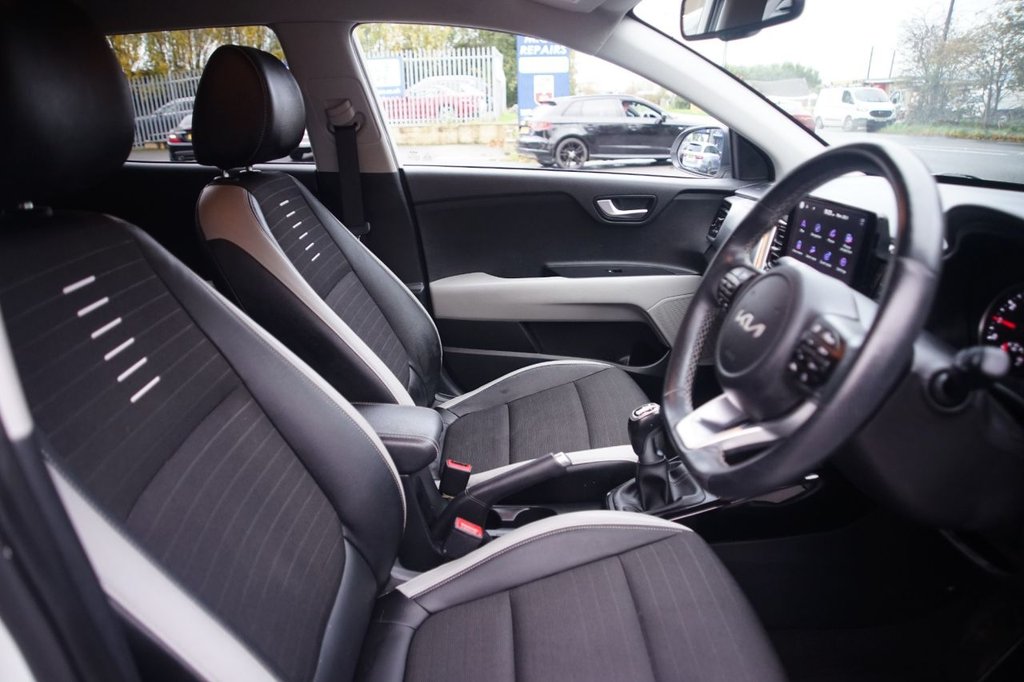 Used Kia Stonic 2022 for sale - 76147641: Photo 27