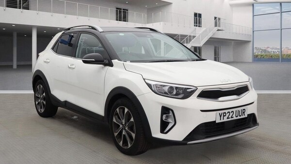 Used Kia Stonic 2022 for sale - 76147641: Photo 3