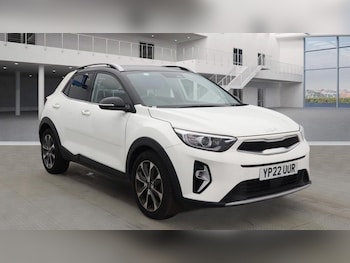 Used Kia Stonic 2022 for sale - 76147641: Photo 3