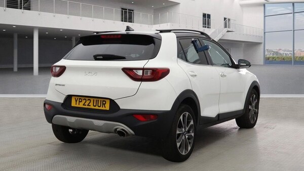 Used Kia Stonic 2022 for sale - 76147641: Photo 5