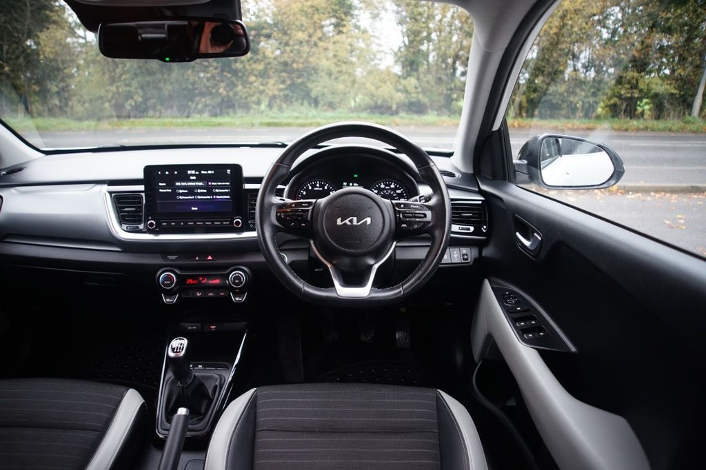 Used Kia Stonic 2022 for sale - 76147641: Photo 9