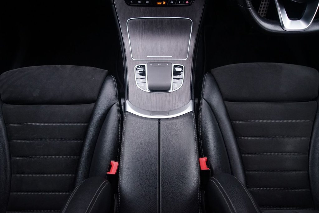 Used Mercedes-Benz GLC 2019 for sale - 76570037: Photo 18