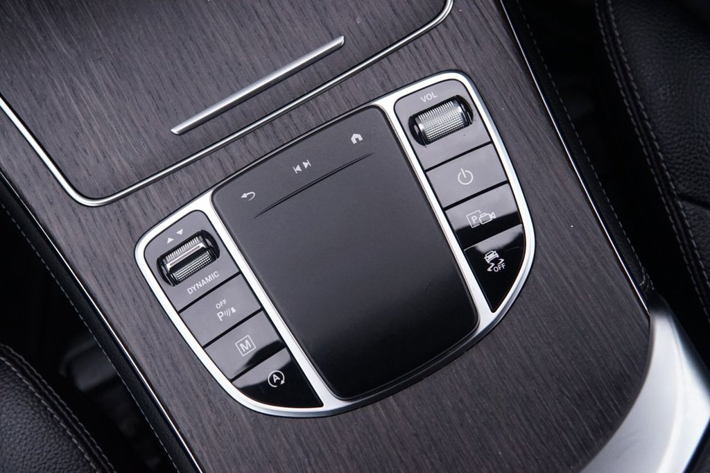 Used Mercedes-Benz GLC 2019 for sale - 76570037: Photo 19