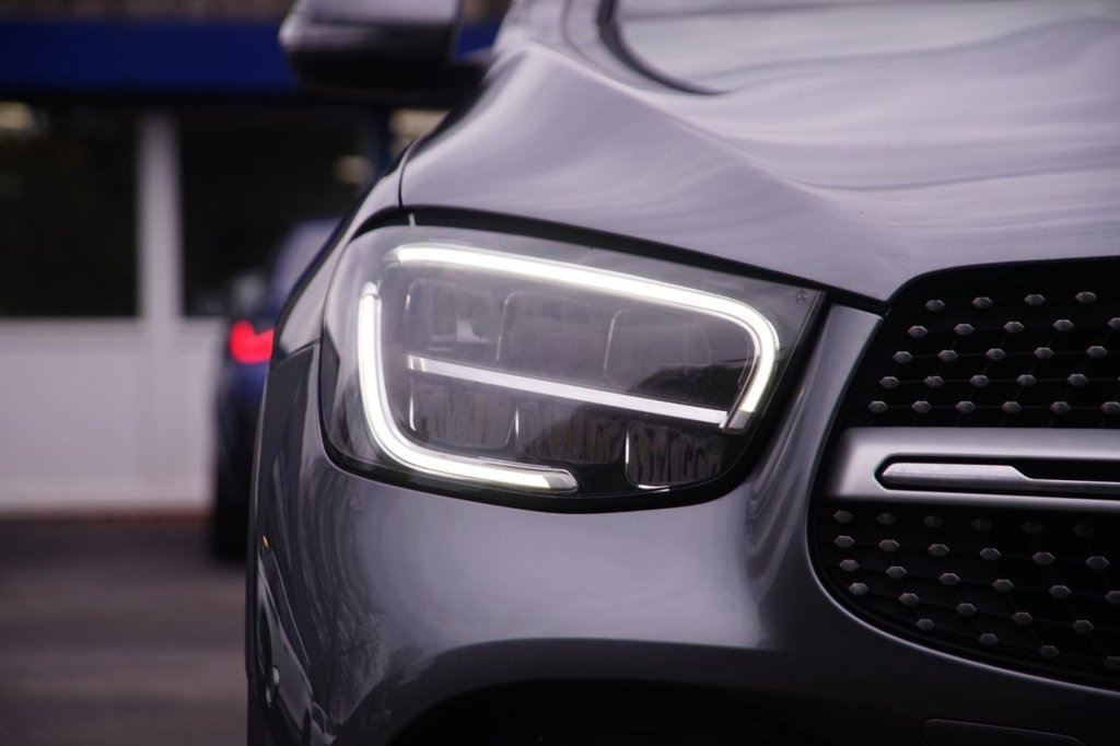 Used Mercedes-Benz GLC 2019 for sale - 76570037: Photo 31