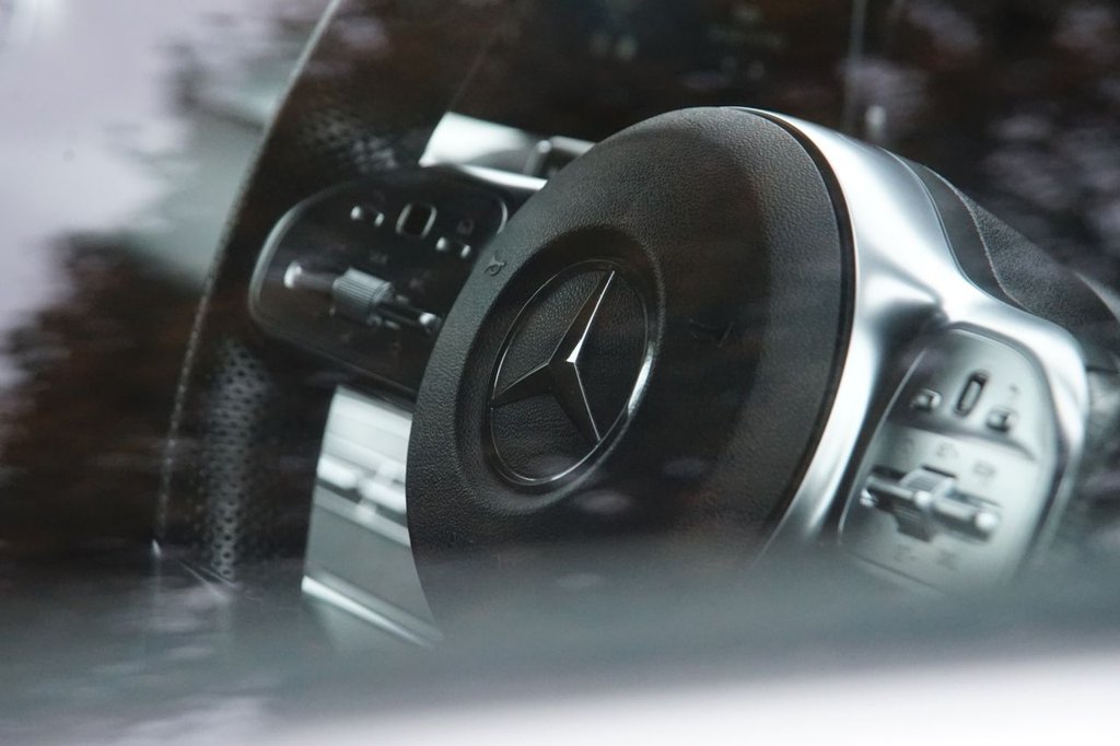 Used Mercedes-Benz GLC 2019 for sale - 76570037: Photo 7