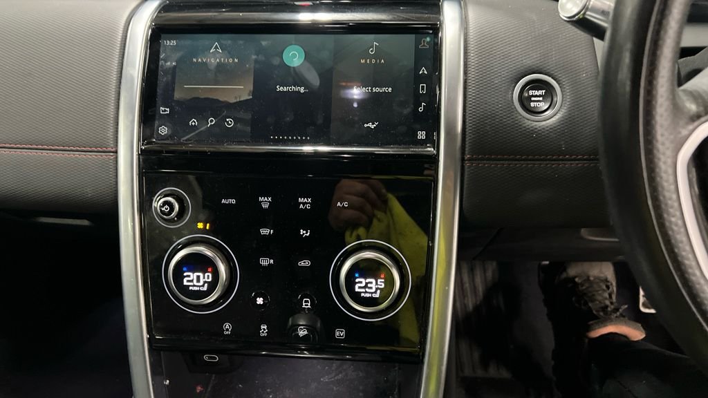 Used Land Rover Discovery Sport 2021 for sale - 77437340: Photo 10