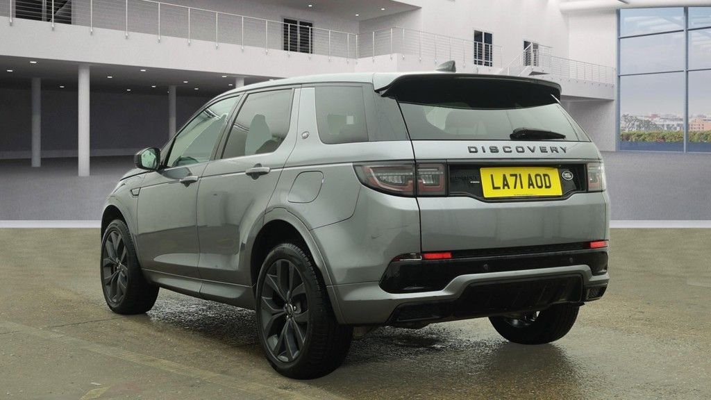 Used Land Rover Discovery Sport 2021 for sale - 77437340: Photo 3