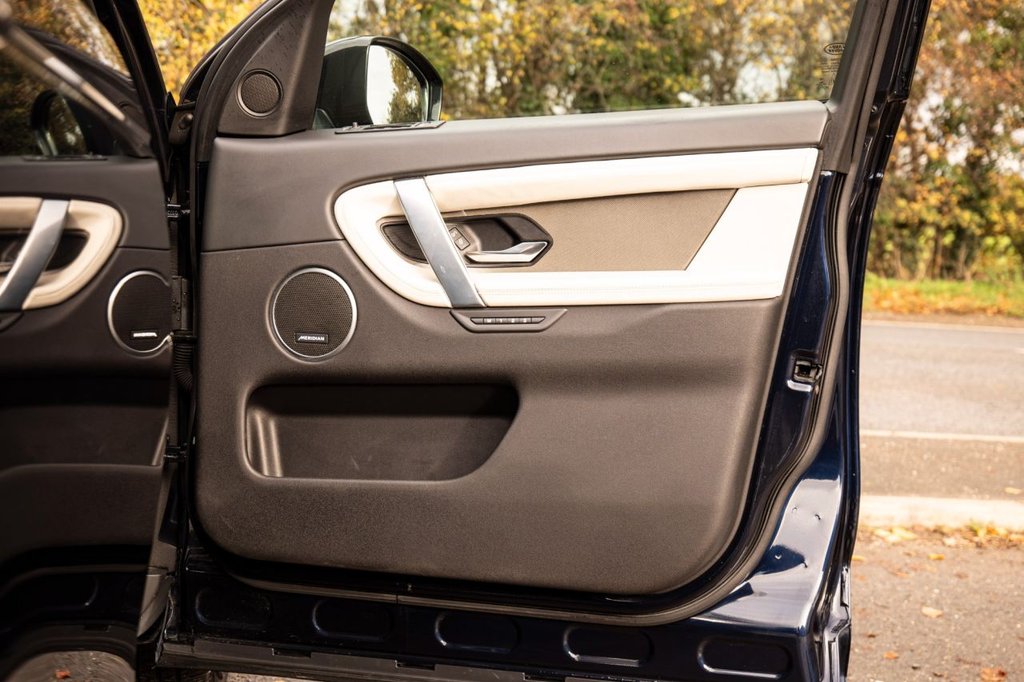 Used Land Rover Discovery Sport 2020 for sale - 77341509: Photo 21