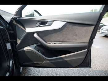 Used Audi A4 2019 for sale - 74746620: Photo