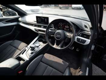 Used Audi A4 2019 for sale - 74746620: Photo