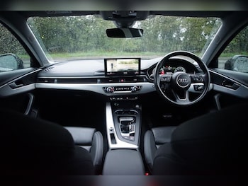 Used Audi A4 2021 for sale - 76604394: Photo