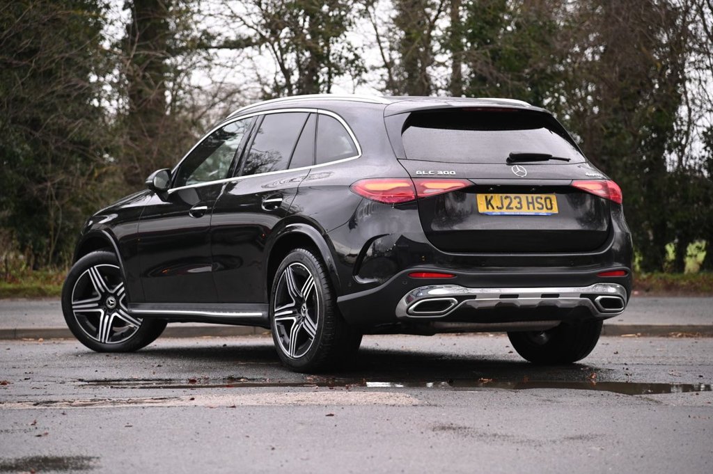 Used Mercedes-Benz GLC 2023 for sale - 77121829: Photo 2