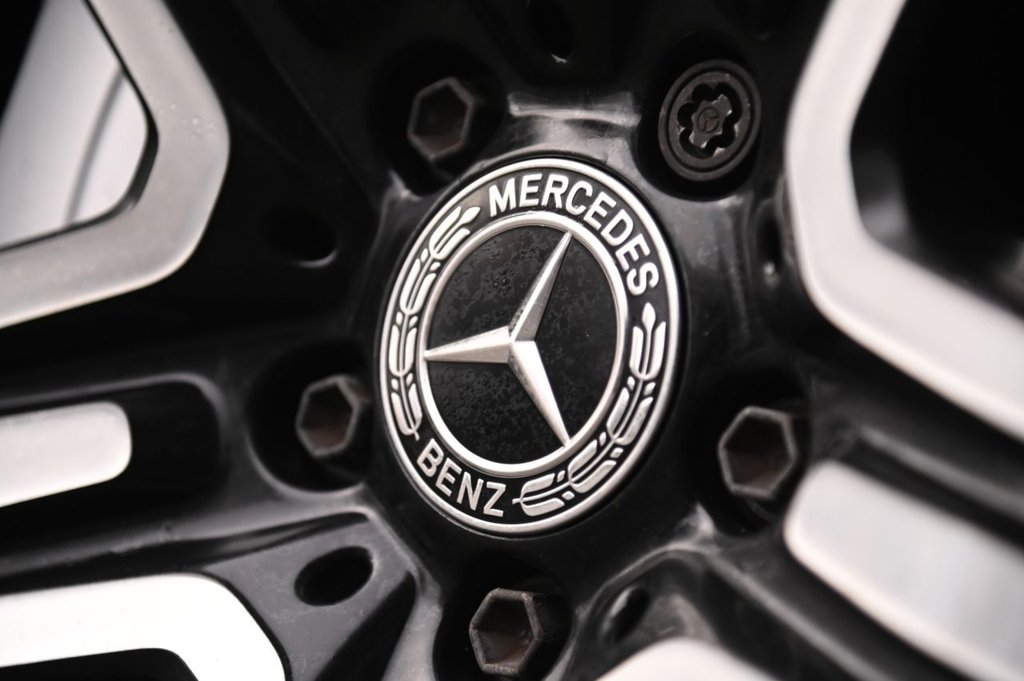 Used Mercedes-Benz GLC 2023 for sale - 77121829: Photo 44