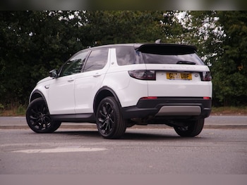 Used Land Rover Discovery Sport 2021 for sale - 75799571: Photo