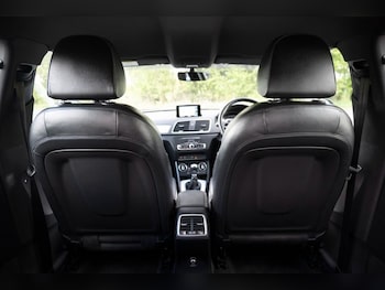 Used Audi Q3 2017 for sale - 75800125: Photo