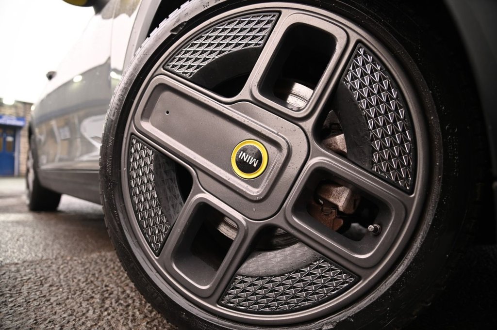 Used MINI Electric Hatch 2021 for sale - 77065255: Photo 37