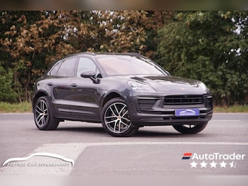 Used Porsche Macan 2023 for sale - 75739042: Photo