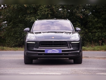 Used Porsche Macan 2023 for sale - 75739042: Photo