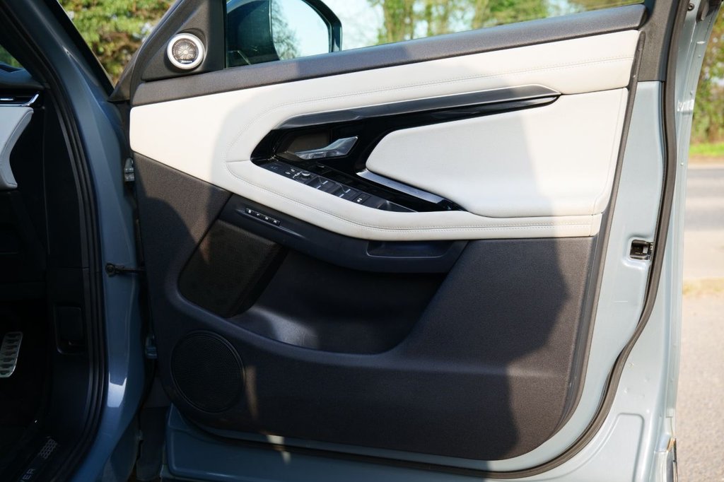 Used Land Rover Range Rover Evoque 2019 for sale - 77594720: Photo 33