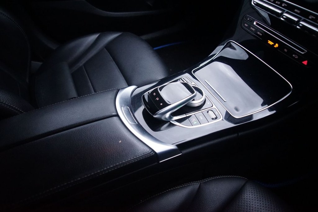 Used Mercedes-Benz C Class 2014 for sale - 76547218: Photo 8