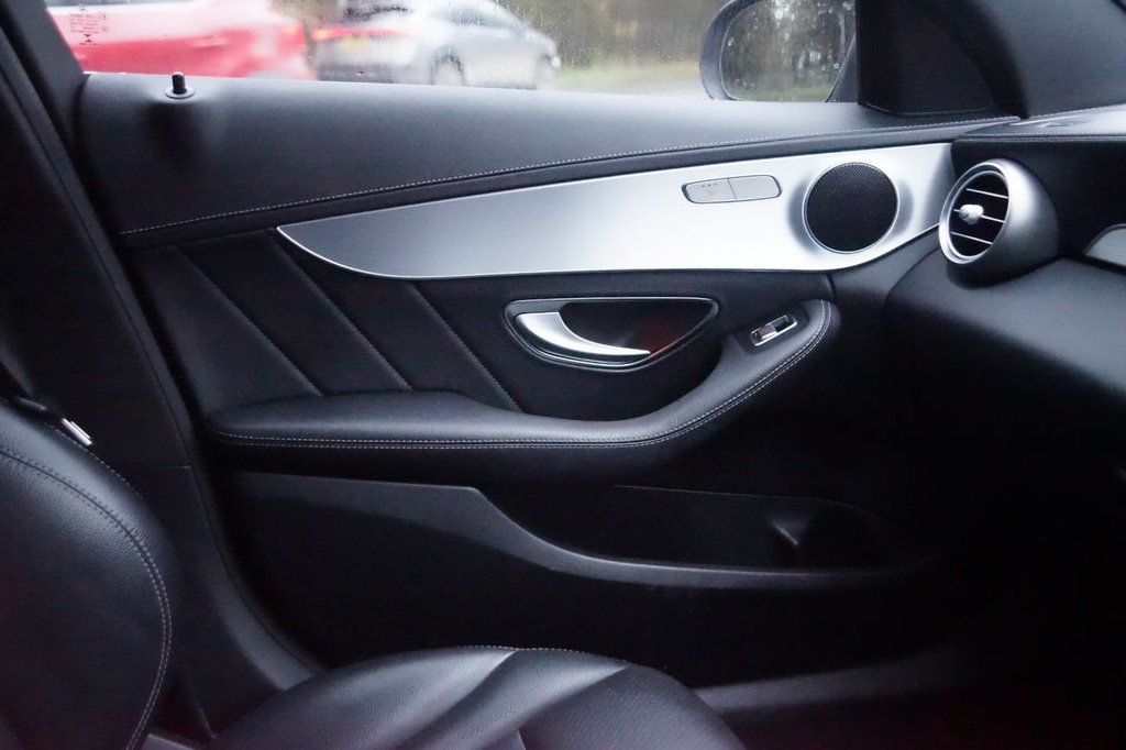 Used Mercedes-Benz C Class 2014 for sale - 76547218: Photo 9