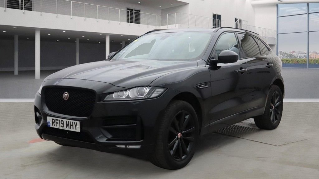 Used Jaguar F-Pace 2019 for sale - 76655102: Photo 4