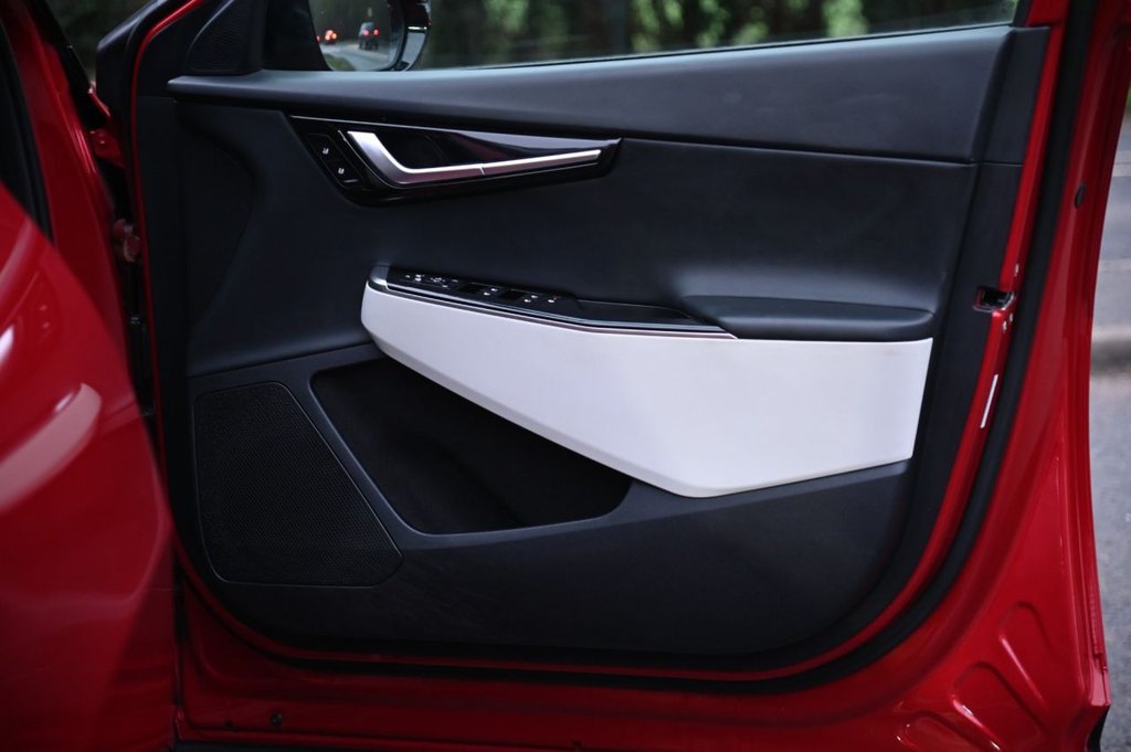 Used Kia EV6 2022 for sale - 77436400: Photo 25