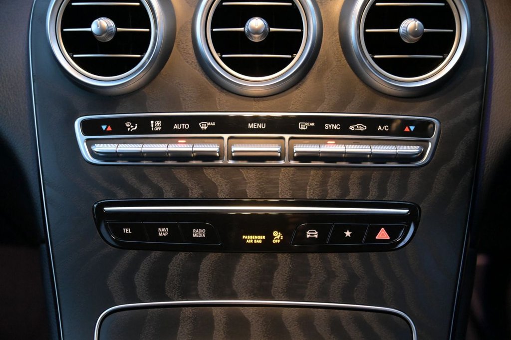 Used Mercedes-Benz GLC 2020 for sale - 76582746: Photo 18