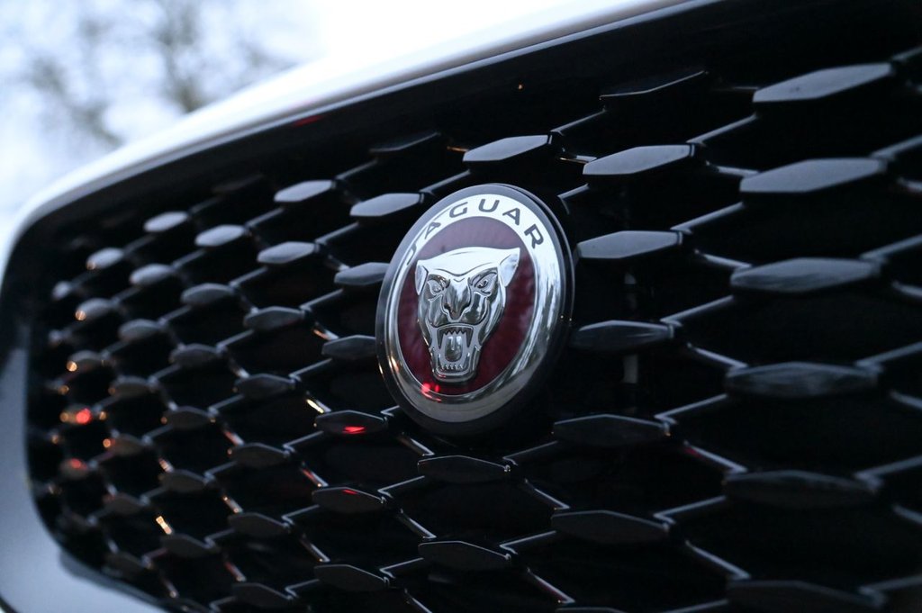 Used Jaguar E-Pace 2022 for sale - 77153425: Photo 33