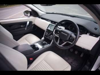 Used Land Rover Discovery Sport 2021 for sale - 74954299: Photo