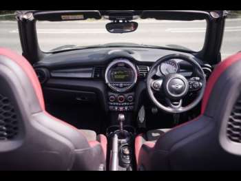 Used MINI Convertible 2016 for sale - 75067375: Photo