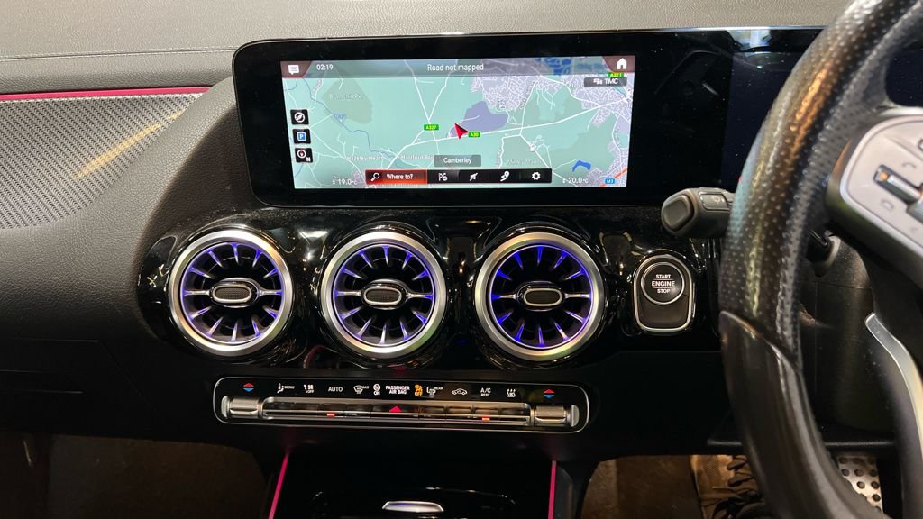 Used Mercedes-Benz GLA 2021 for sale - 76406576: Photo 8