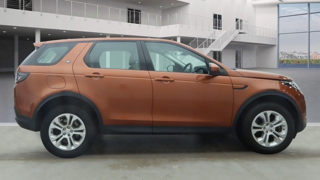 Used Land Rover Discovery Sport 2021 for sale - 77499108: Photo 5