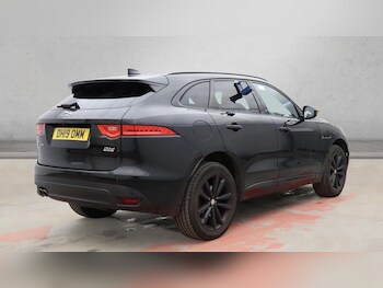 Used Jaguar F-Pace 2019 for sale - 77302798: Photo